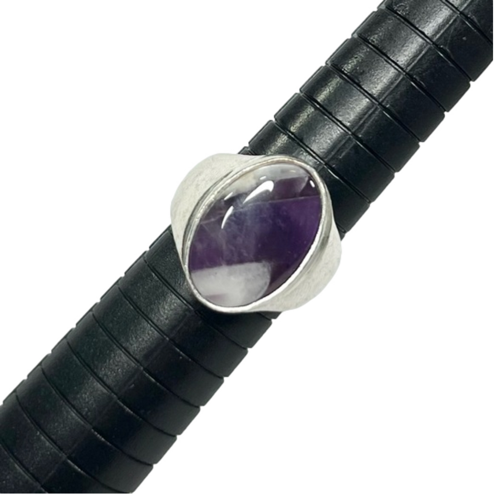 Chevron Amethyst 925 Unisex Gemstone Ring size 8